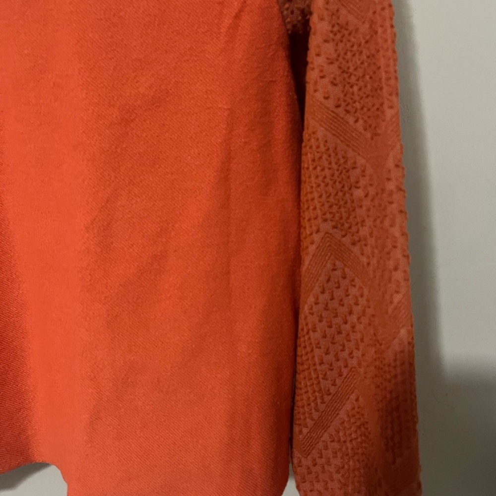 Roolee Women’s Orange Pull On Sweater Size Small - Picture 5 of 12